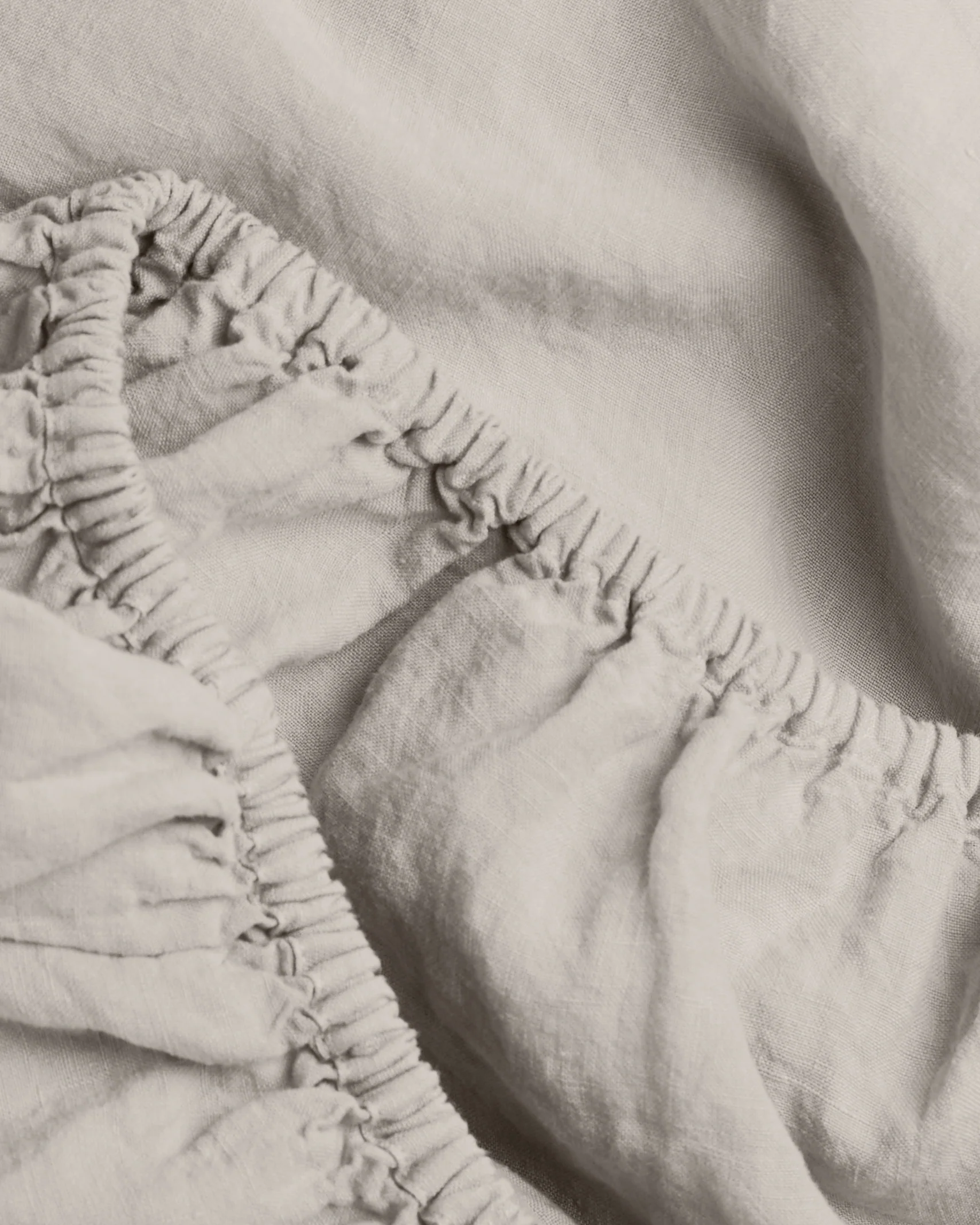 Linen Fitted Sheet (Dove) - Image 3