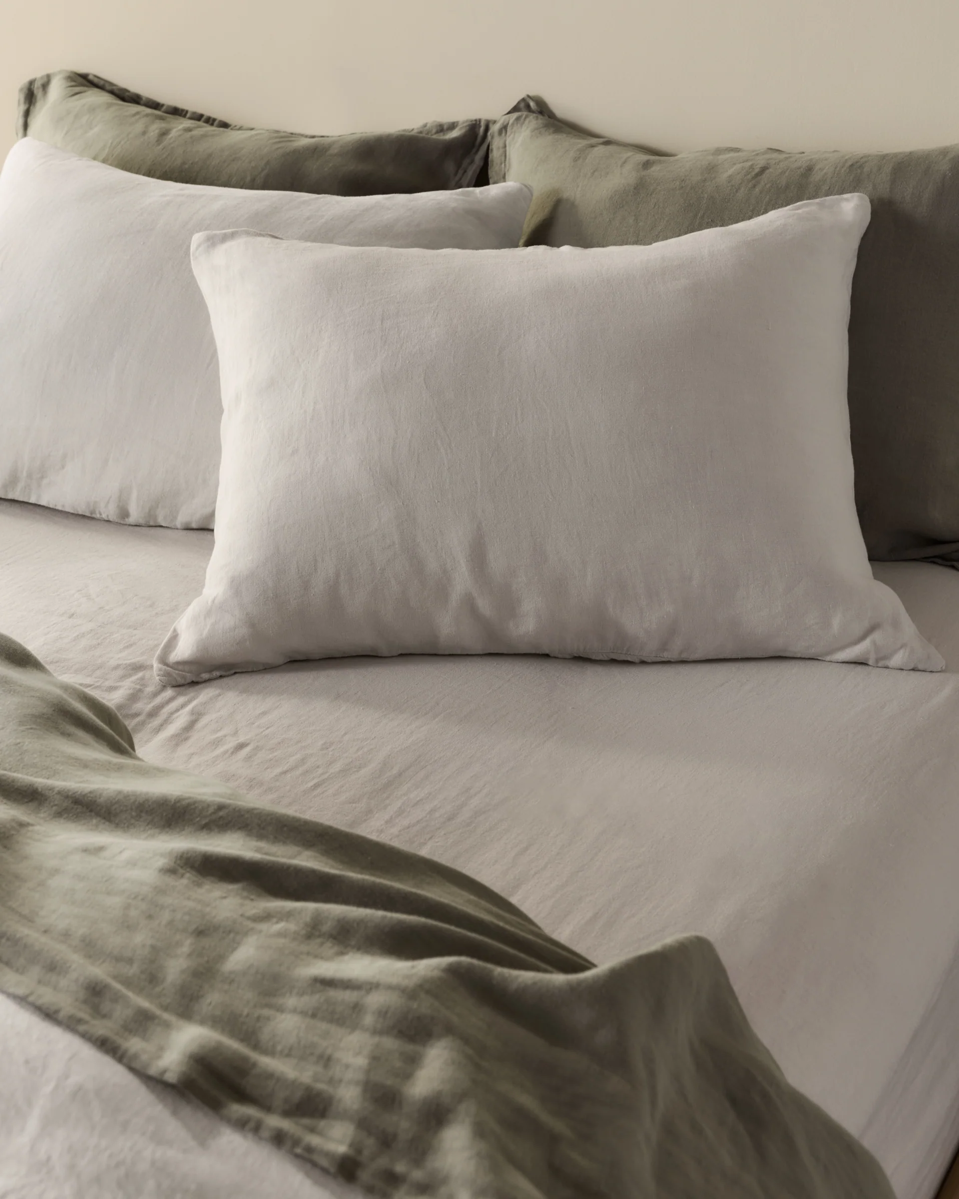 Linen Fitted Sheet (Dove) - Image 4
