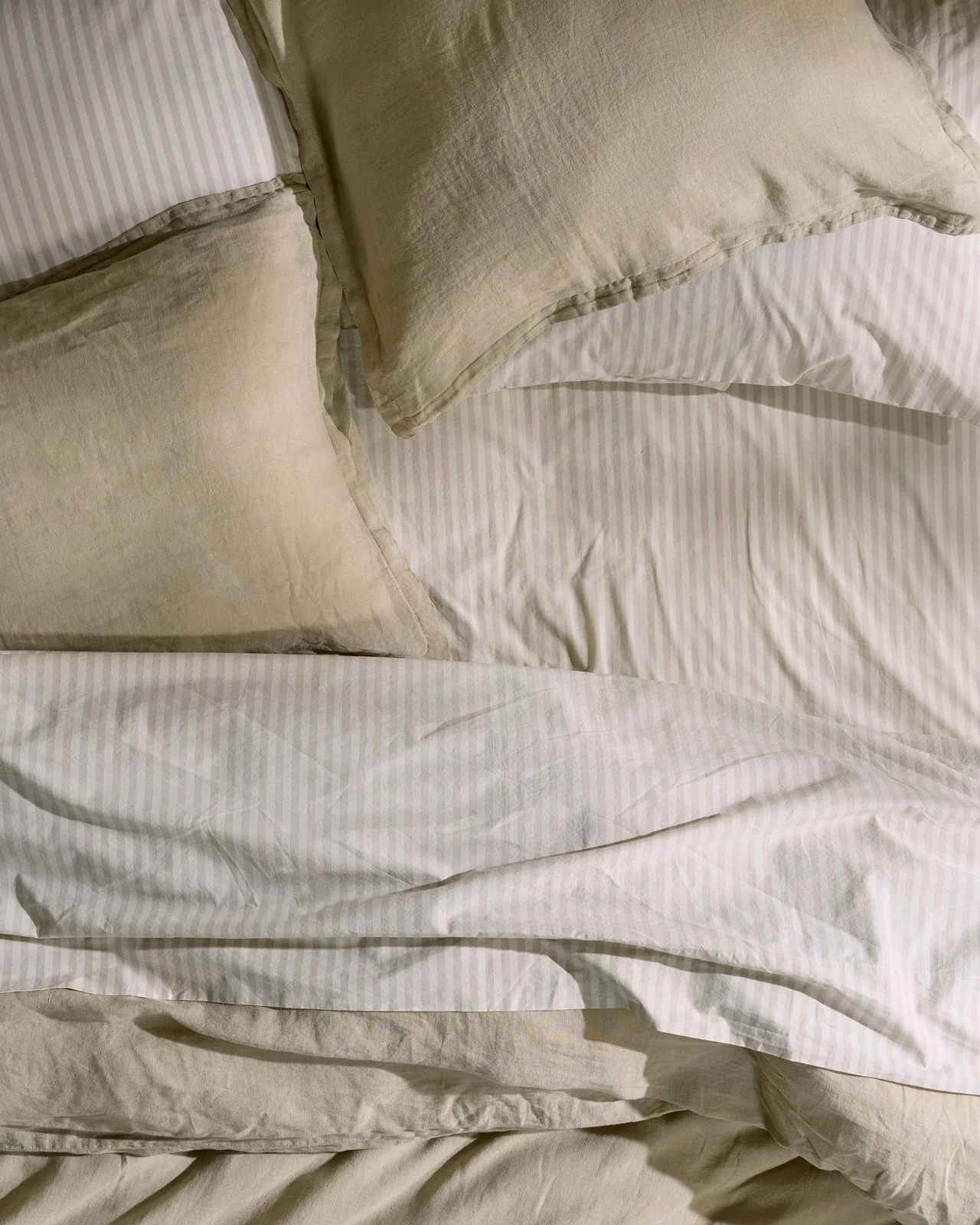 Percale Fitted Sheet (Bone Stripe) - Image 2