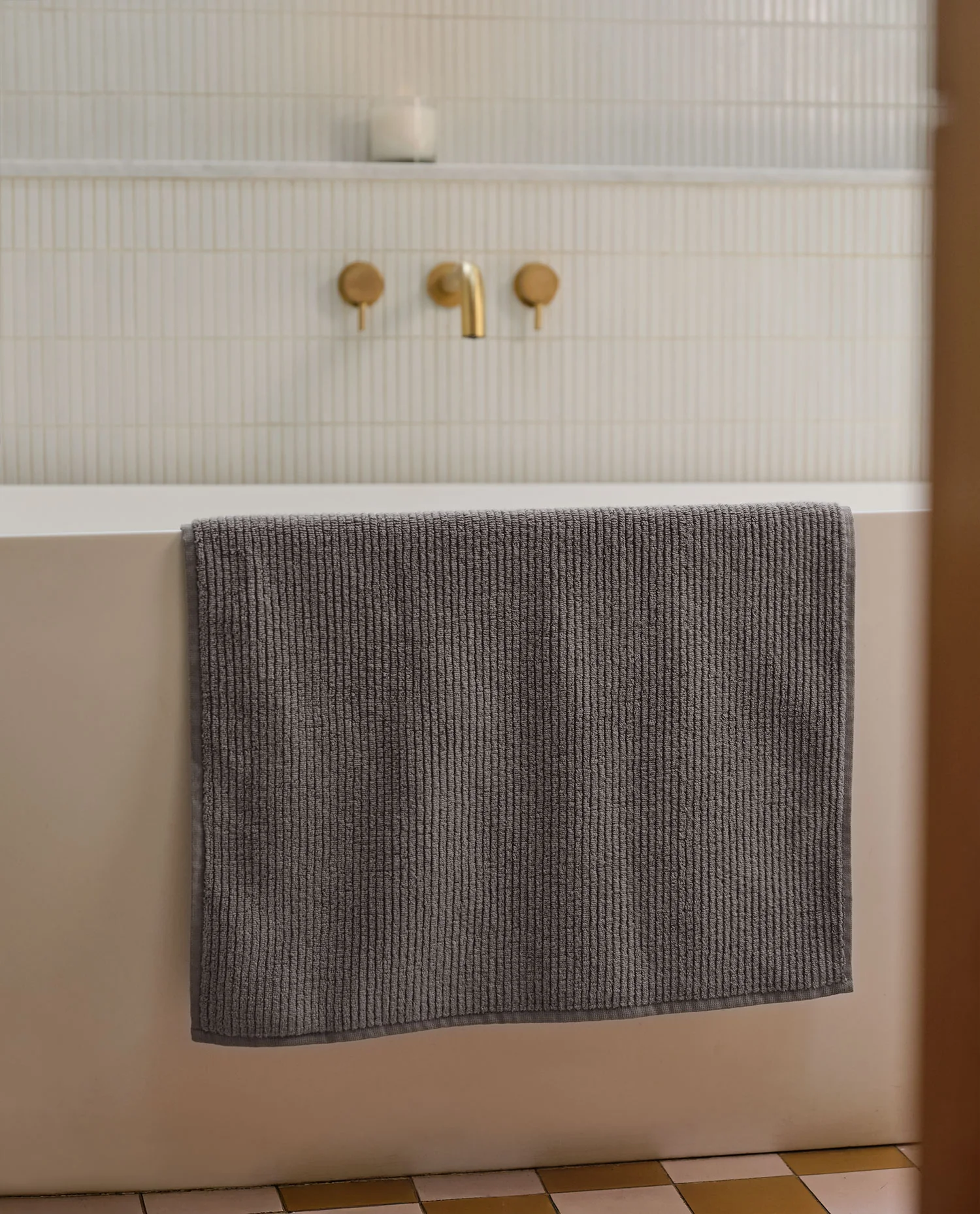 Soft Rib Tub Mat - FINAL SALE (Pebble) - Image 4