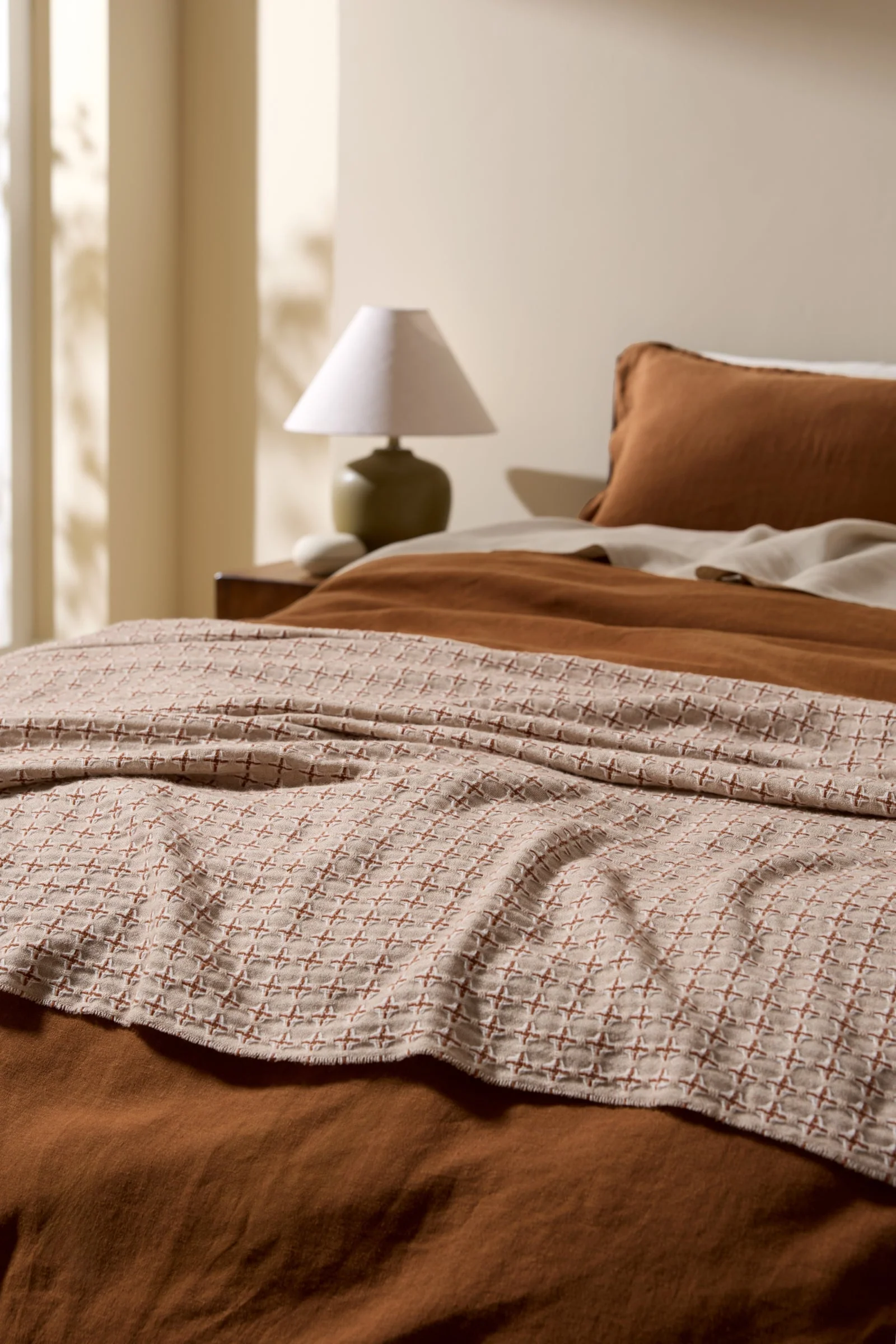 Stargaze Wool Throw - FINAL SALE (Natural and Tobacco) - Image 4